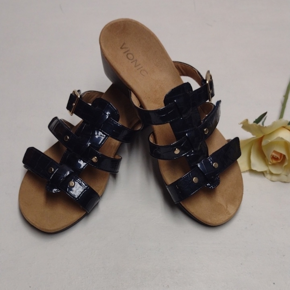 Vionic Black and Tan Sandals with Sparkling Straps